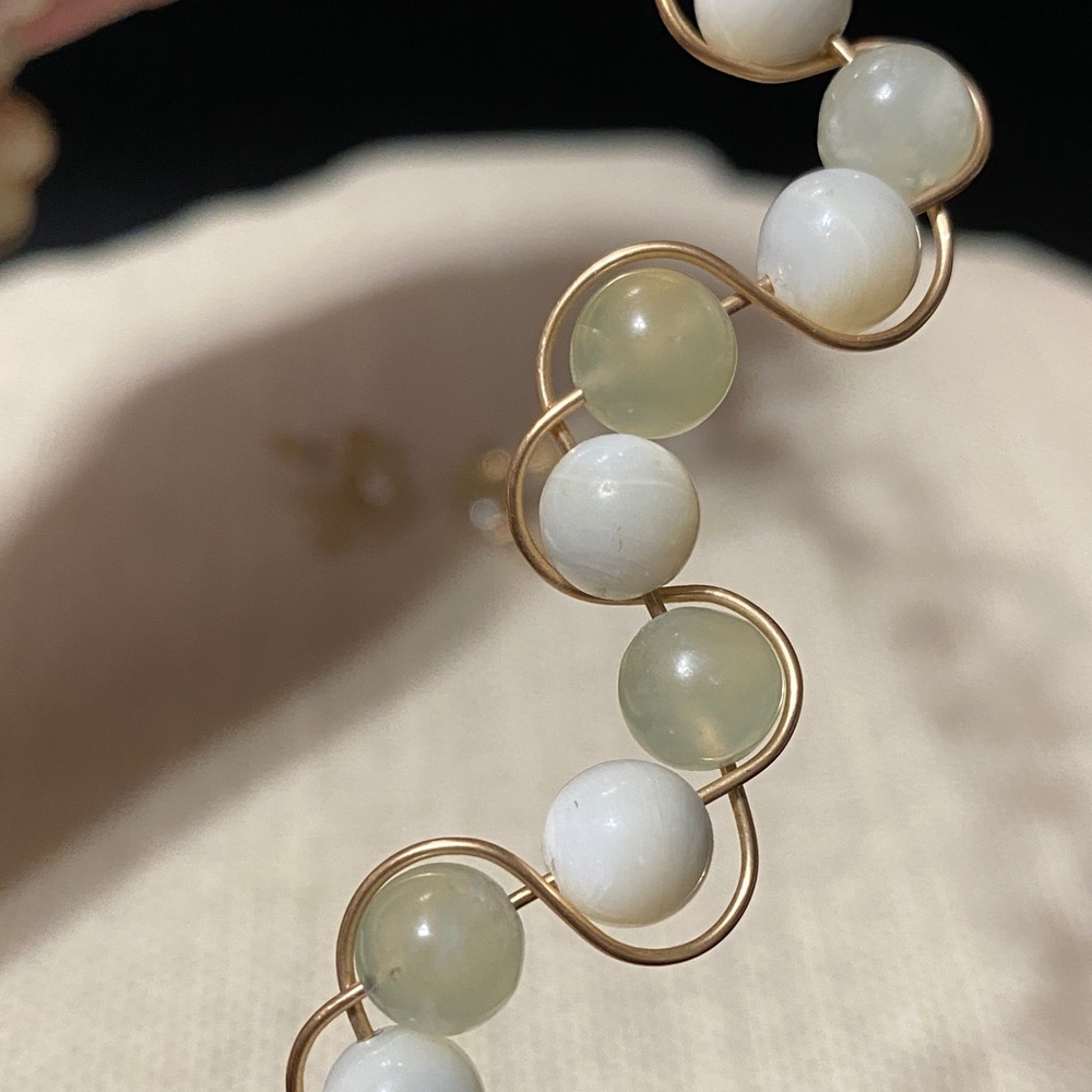 Vintage new jade & cream gemstone Beaded gold filled Necklace and Earring Set - Picture 7 of 16